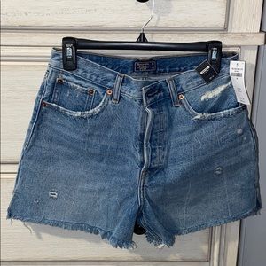 HIGH RISE cut off Jean shorts